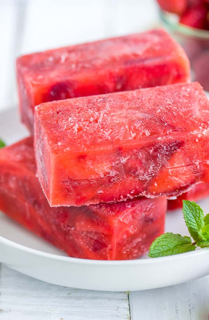 5 Easy and Smart Ways to Freeze Strawberries