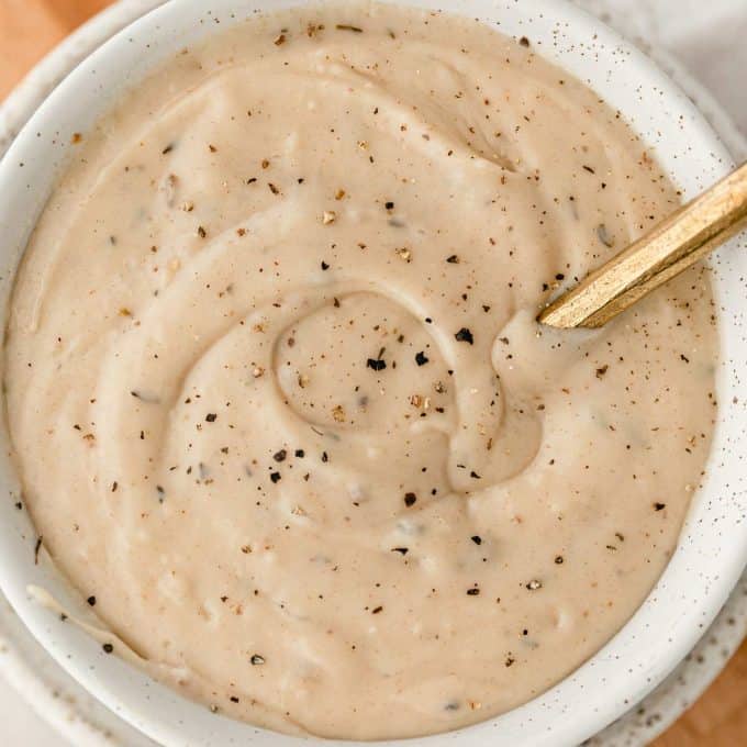 creamy white pepper gravy