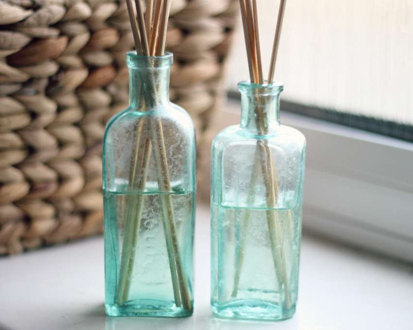 air freshene homemade reed diffuser diy moralfibres