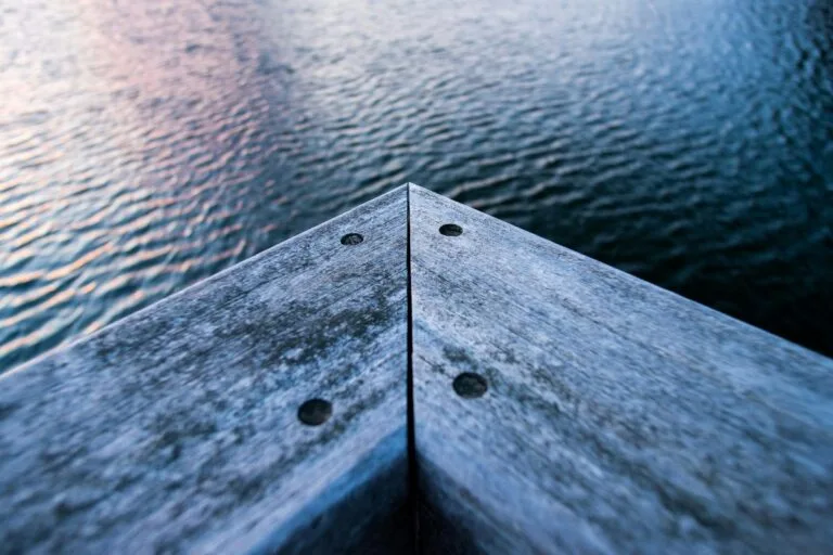 Perfecting Your Outdoor Space with Deck Spraying Techniques
