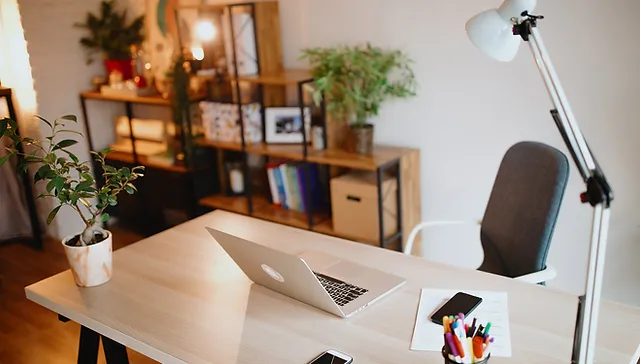 clean organized desk