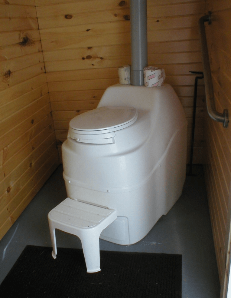 composting toilet 3